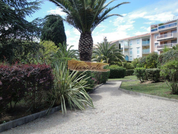 Offres de location Studio Saint-Raphaël (83700)